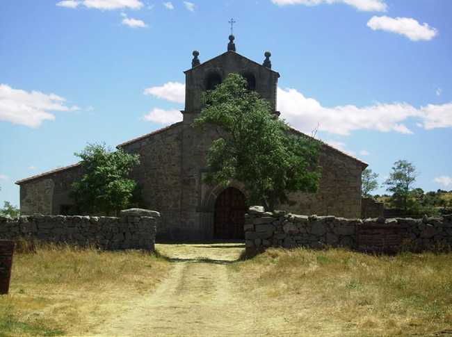 Qué ver en Cardeñosa, Ávila: Descubre los secretos de este encantador pueblo