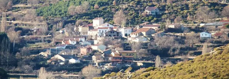 Qué ver en Hoyos del Collado, Ávila: Descubre los secretos de este encantador pueblo