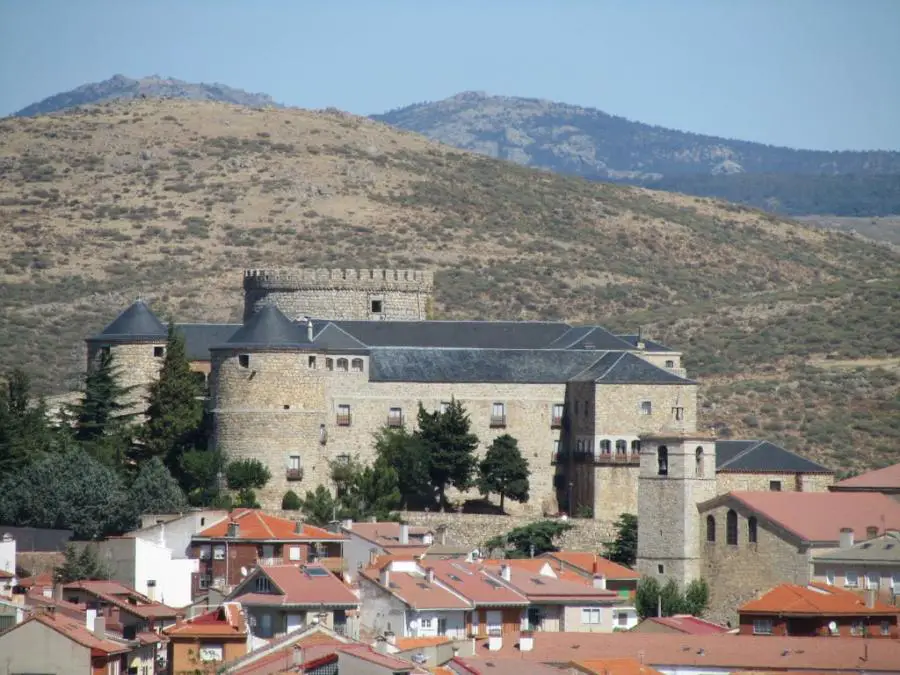Qué ver en Las Navas del Marqués, Ávila: Los secretos mejor guardados