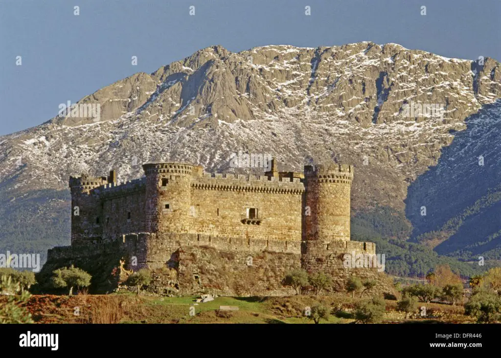Qué ver en Mombeltrán, Ávila: Secretos y encantos de esta joya desconocida