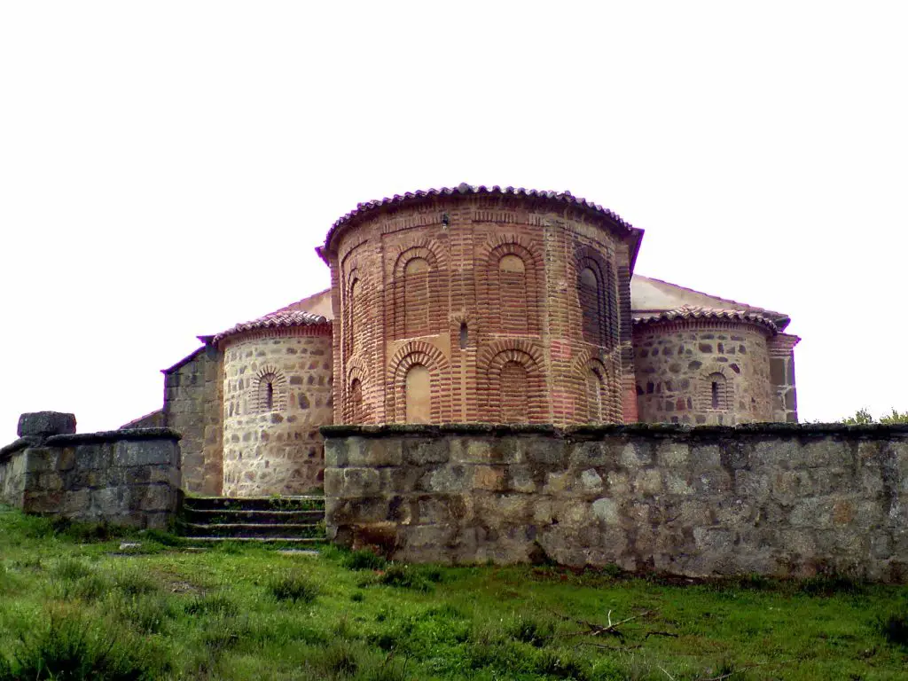 Qué ver en Narros del Puerto, Ávila: Descubre los secretos de este encantador destino en España