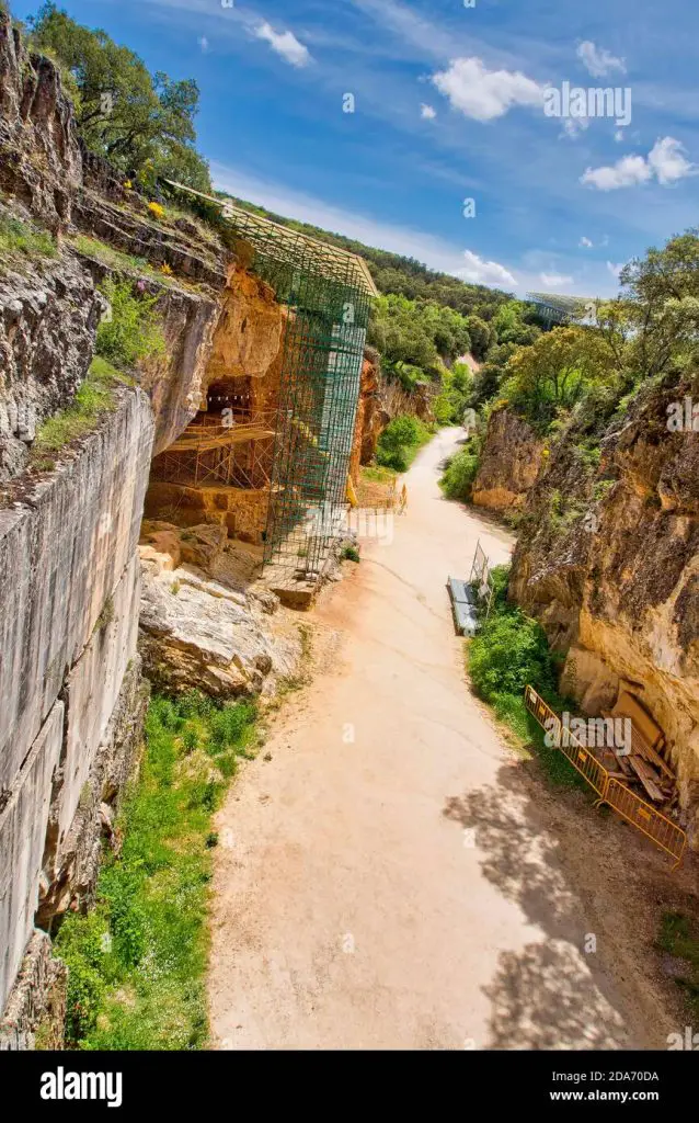 Qué ver en Atapuerca, Burgos: Descubre los tesoros escondidos de esta joya histórica