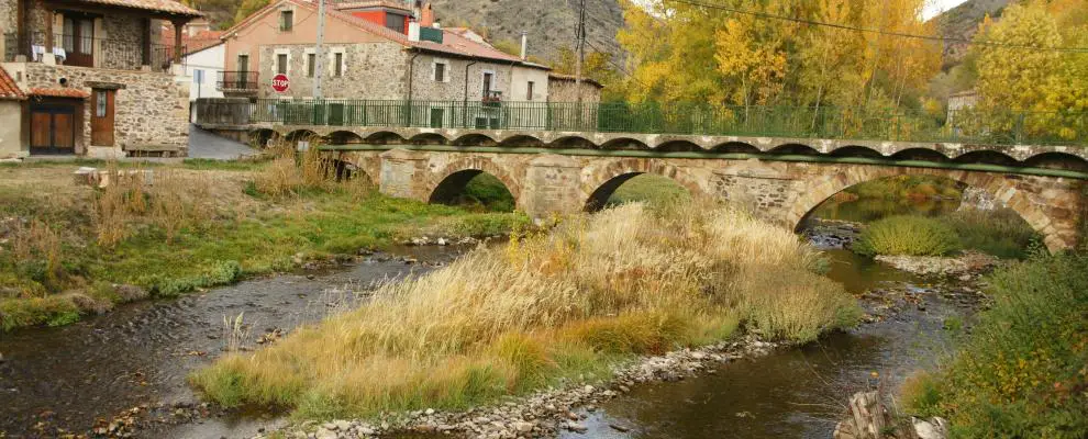 Qué ver en Barbadillo del Pez, Burgos: Secretos y encantos por descubrir