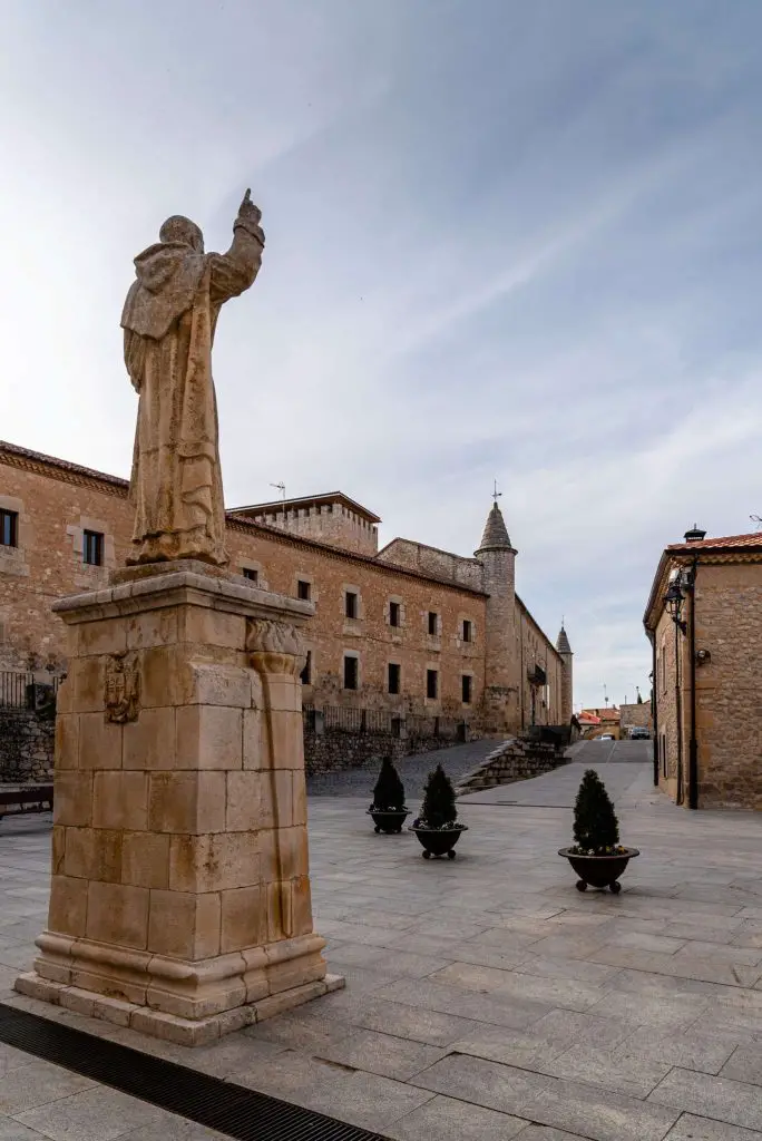 Qué ver en Caleruega, Burgos: Descubre los secretos ocultos de este encantador destino
