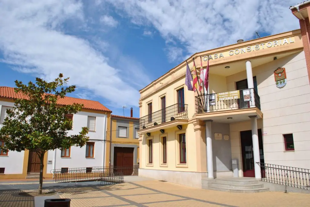 Qué ver en Carrizo, León: Descubre joyas ocultas y atractivos únicos