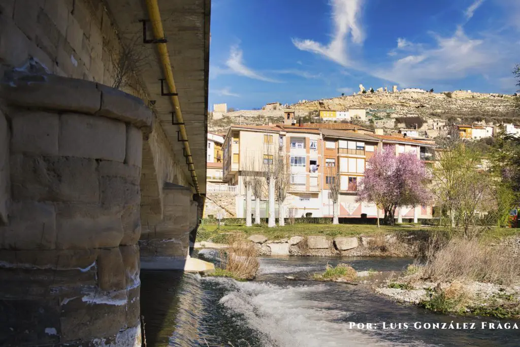 Qué ver en Cerezo de Río Tirón, Burgos: Secretos y encantos por descubrir