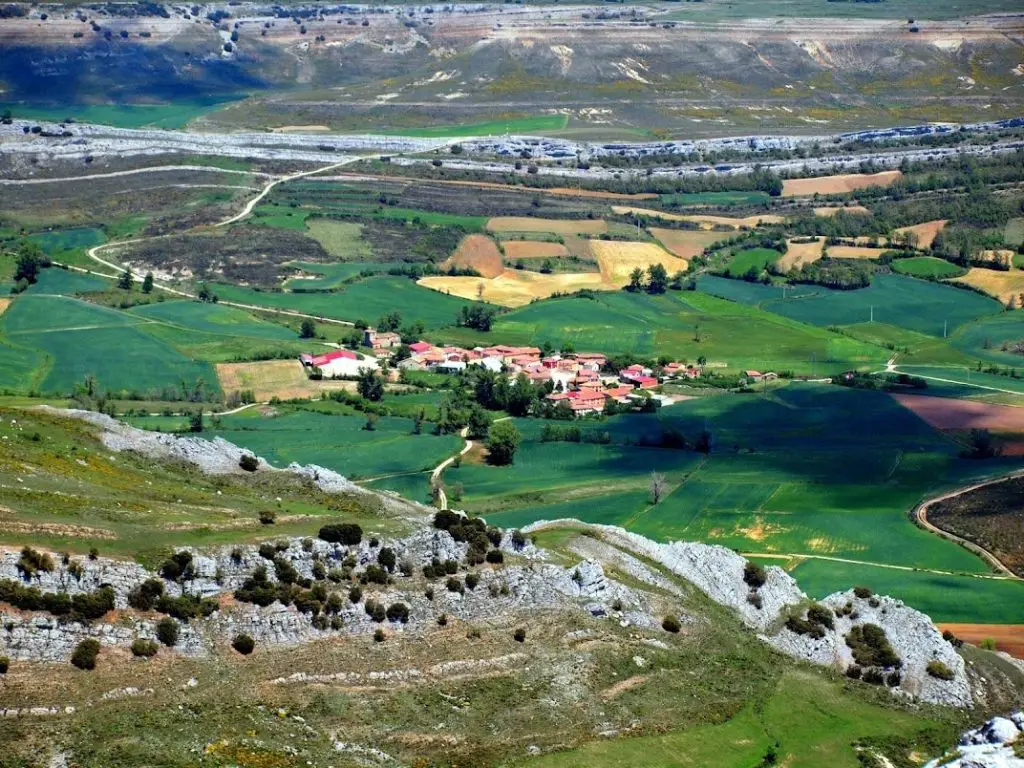 Qué ver en Humada, Burgos: Descubre los tesoros ocultos de este encantador pueblo
