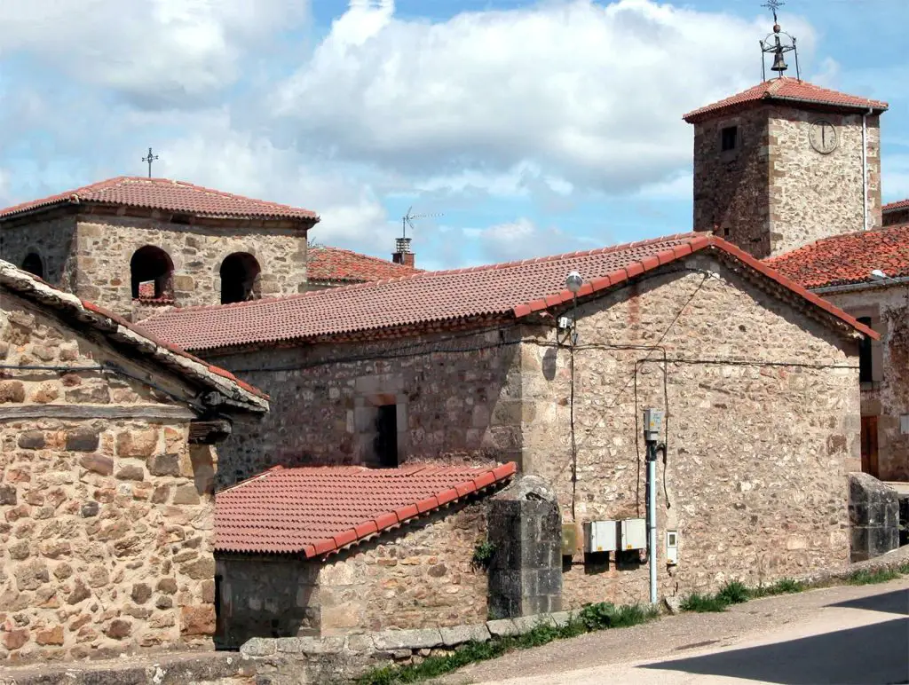 Qué ver en Monasterio de la Sierra, Burgos: Guía imprescindible para descubrir sus secretos