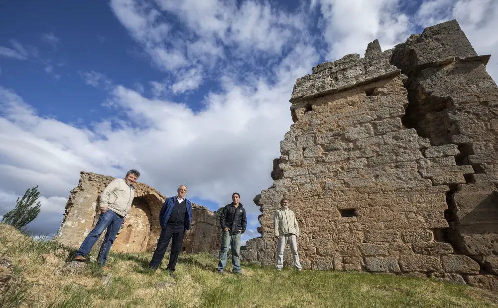 Qué ver en Padilla de Arriba, Burgos: Descubre los tesoros ocultos de esta joya burgalesa