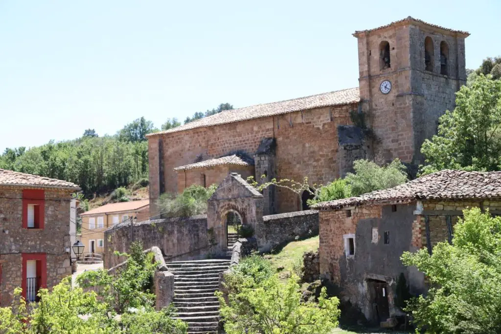 Qué ver en Padrones de Bureba, Burgos: Descubre los secretos de este encantador destino