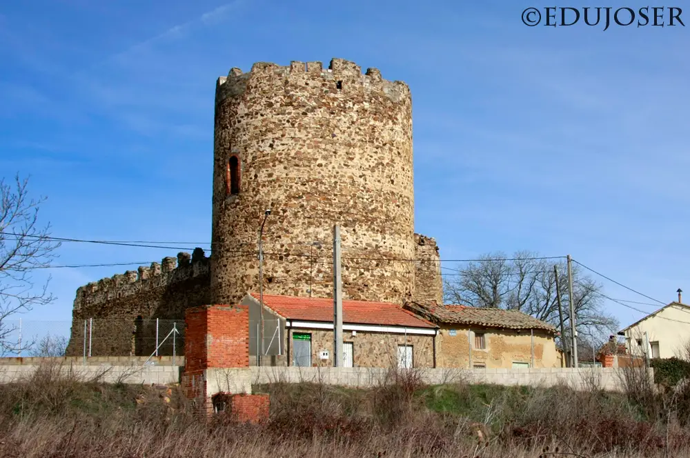 Qué ver en Palacios de la Valduerna, León: Descubre sus encantos ocultos