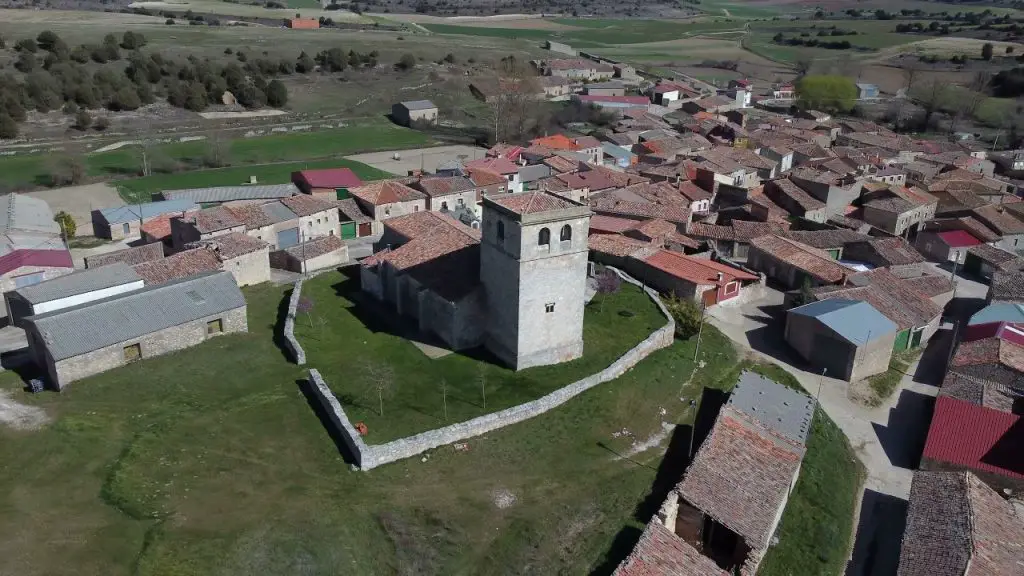 Qué ver en Pineda Trasmonte, Burgos: Descubre los secretos de este encantador destino