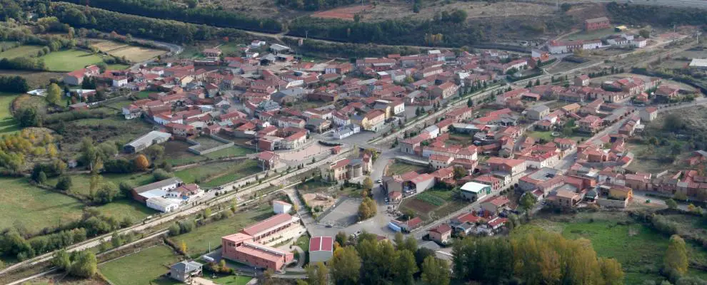 Qué ver en Rioseco de Tapia, León: Descubre su mágico encanto