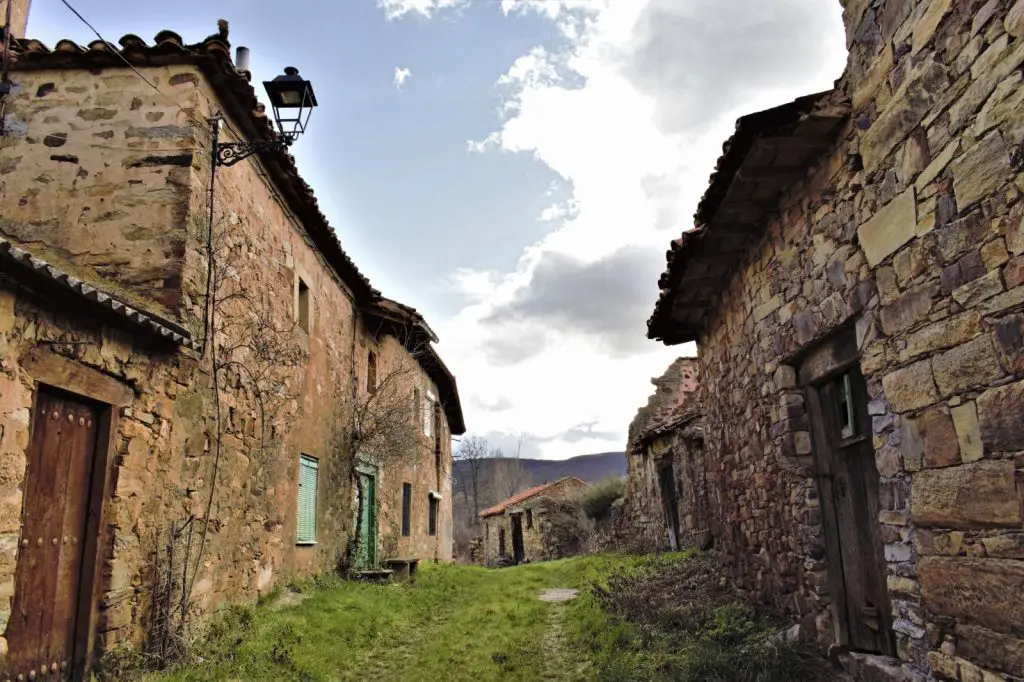 Qué ver en Santa Colomba de Somoza, León: secretos y maravillas ocultas