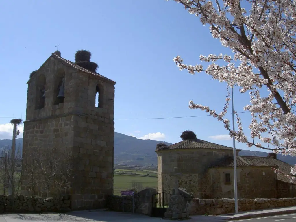 Qué ver en Santa María de los Caballeros, Ávila: Secretos y maravillas por descubrir