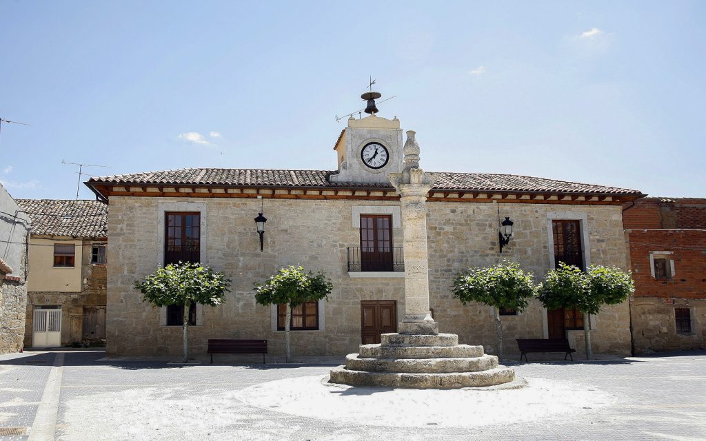 Qué ver en Villalaco, Palencia: Descubre sus encantos ocultos