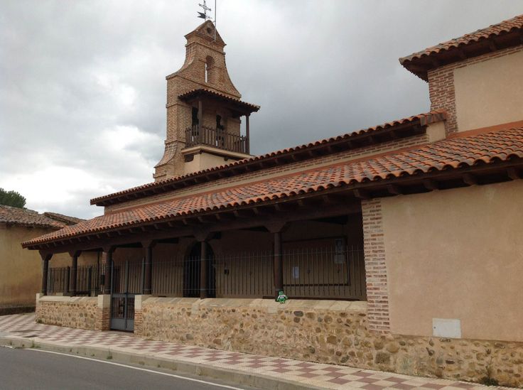 Qué ver en Villaobispo de Otero, León: un viaje fascinante por historia y naturaleza