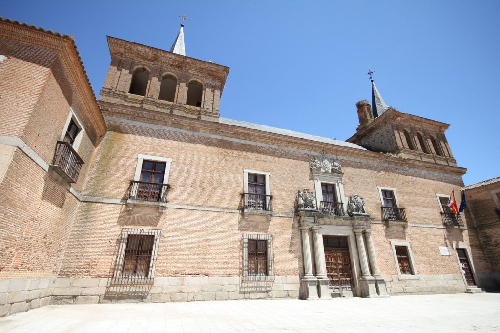 Qué ver en Martín Muñoz de las Posadas, Segovia: secretos y maravillas por descubrir